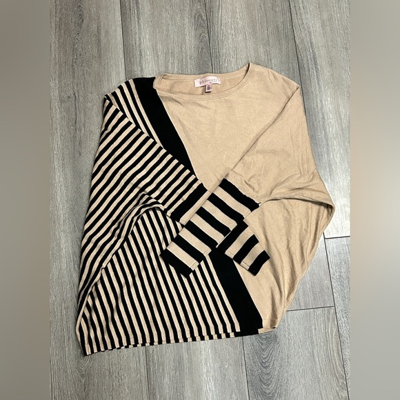Philosophy woman’s Small knit striped batwing sweater in beige and black - Picture 3 of 5